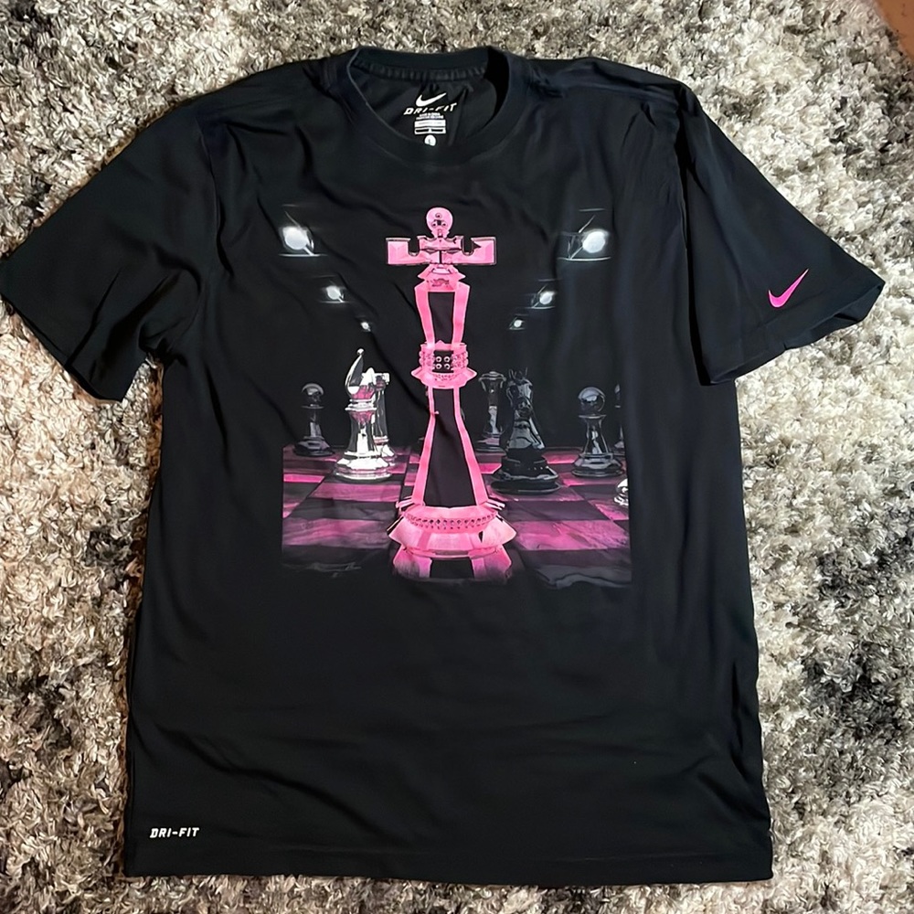 Nike Dri-Fit Lebron James King James Black White T-shirt Large Black with Pink